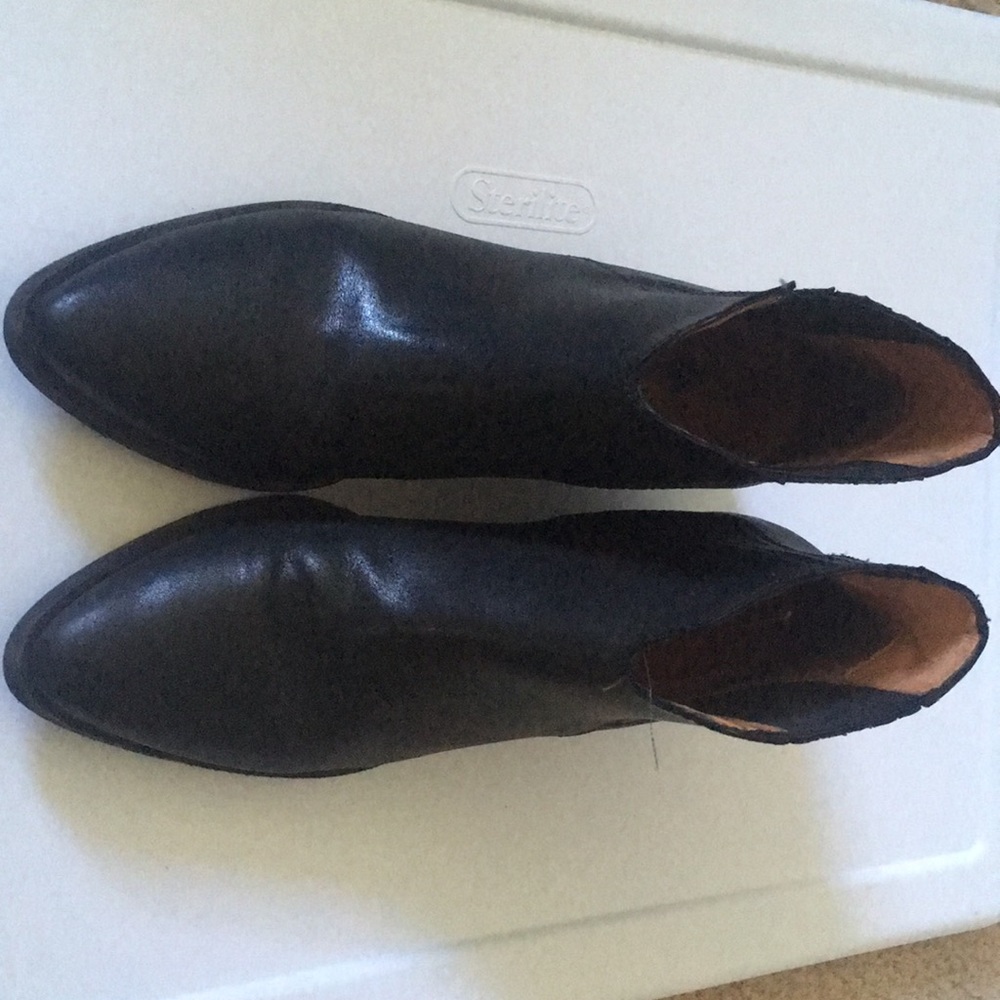 Madewell Black Pointed Chelsea Ankle Boots